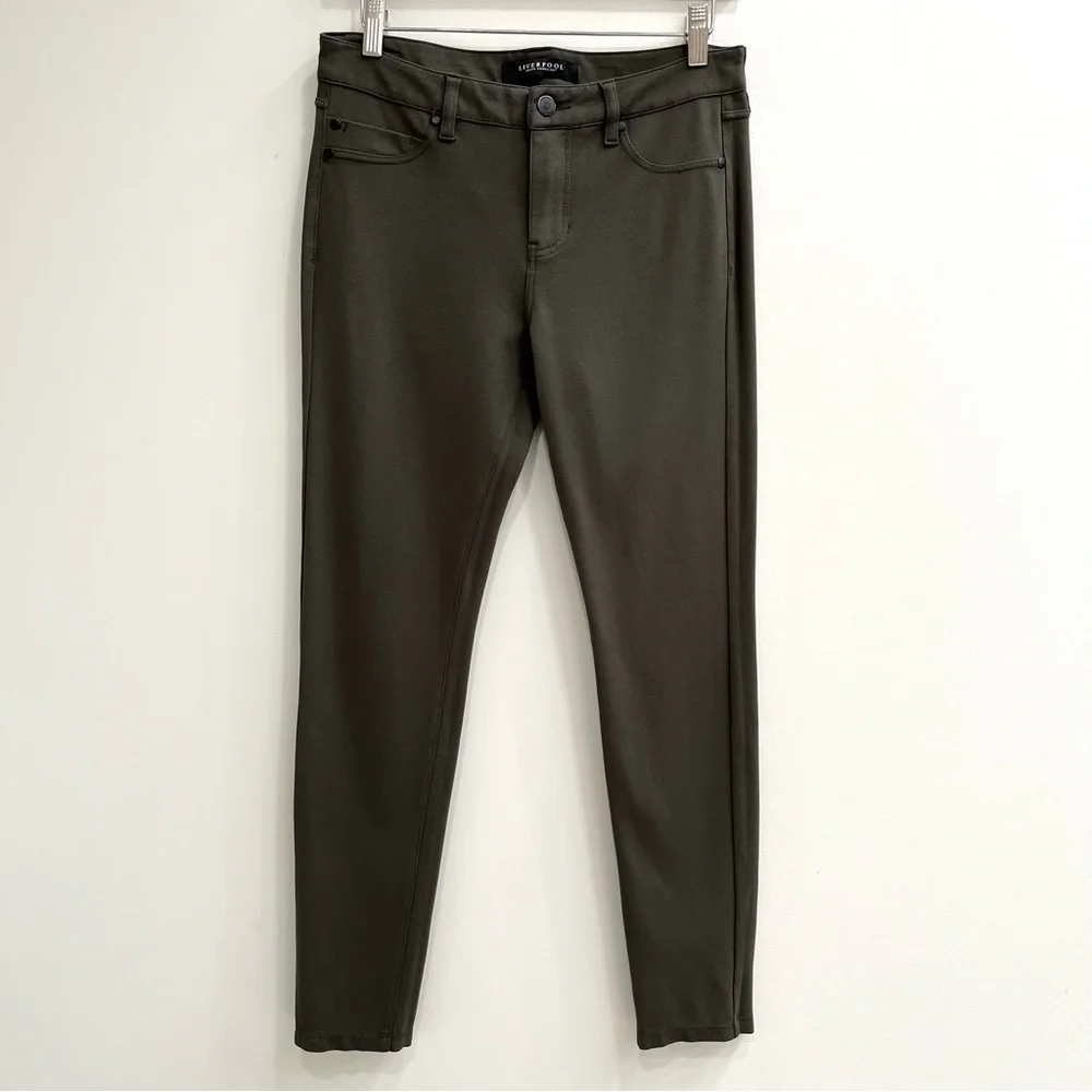 Stitchfix Liverpool olive green button front ponte knit skinny pants size 6